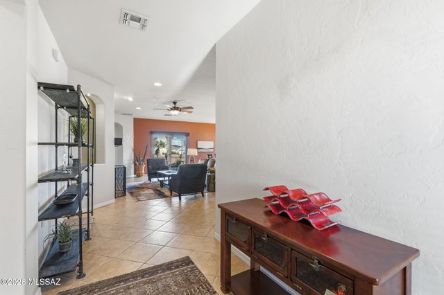 2431 S Via Anzavita, Green Valley, AZ 85614