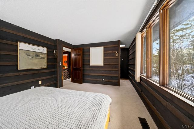 8130 East Genesee, Manlius, NY 13066