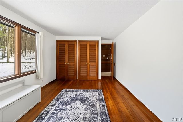 8130 East Genesee, Manlius, NY 13066