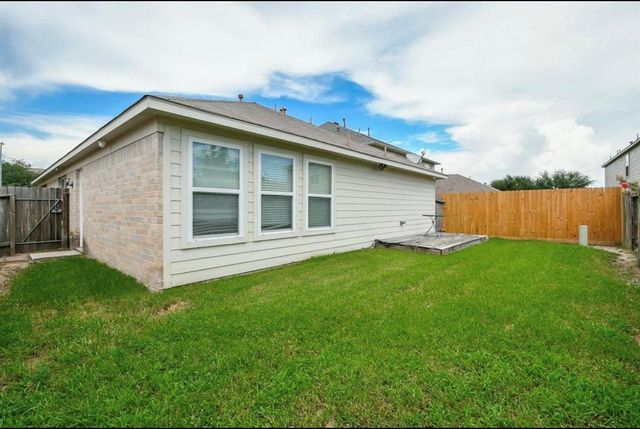 4854 Fair Oak Dale Lane, Humble, TX 77346