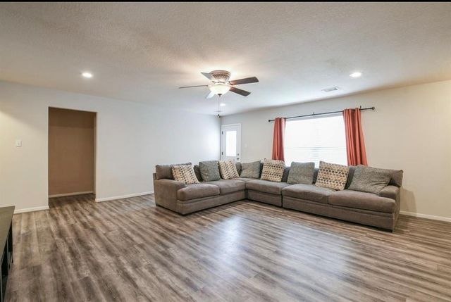 4854 Fair Oak Dale Lane, Humble, TX 77346