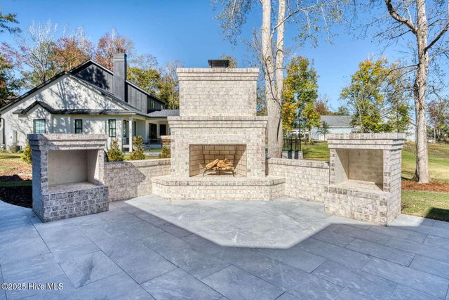 38 Reston Bluff, Hampstead, NC 28443