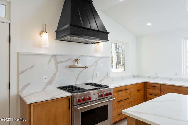 38 Reston Bluff, Hampstead, NC 28443