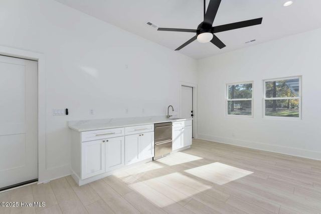 38 Reston Bluff, Hampstead, NC 28443