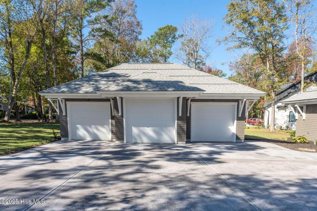 38 Reston Bluff, Hampstead, NC 28443