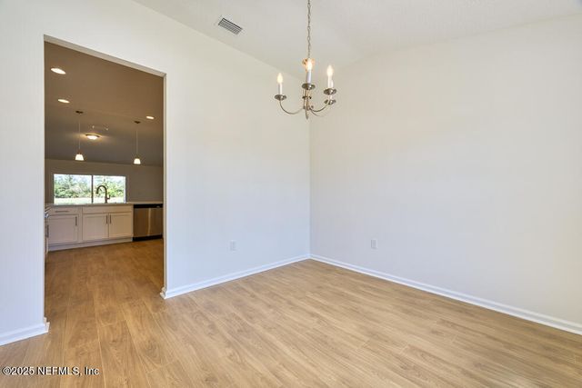 177 NORTHSIDE Drive N, Jacksonville, FL 32218