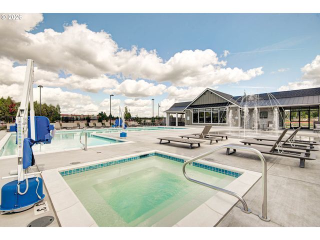 6627 Se KINNAMAN St, Hillsboro, OR 97123