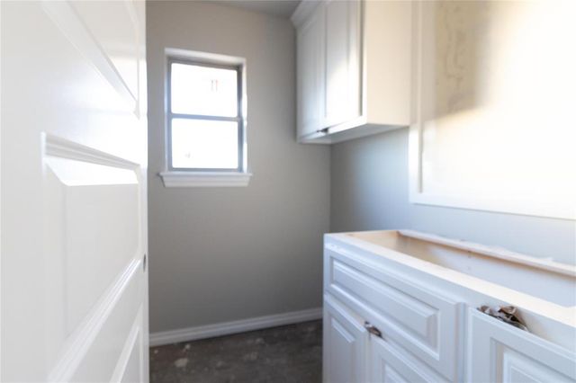 12520 SW 31st Street, Yukon, OK 73099