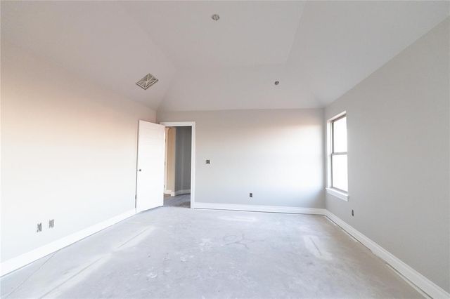 12520 SW 31st Street, Yukon, OK 73099