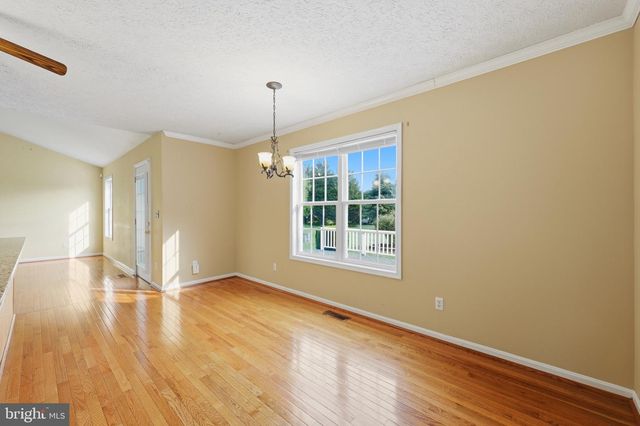 15 SUDLEY LN, Martinsburg, WV 25403