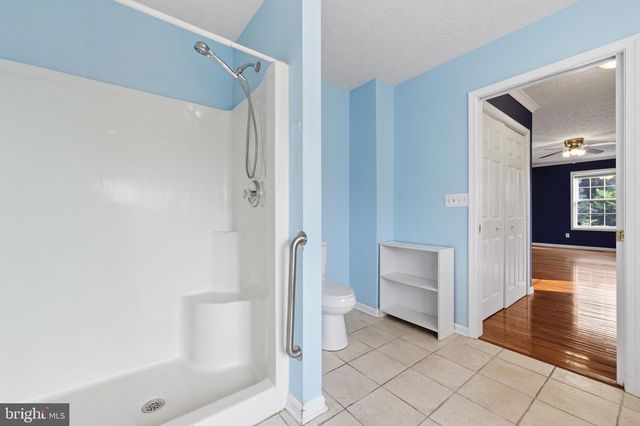 15 SUDLEY LN, Martinsburg, WV 25403