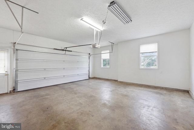 15 SUDLEY LN, Martinsburg, WV 25403