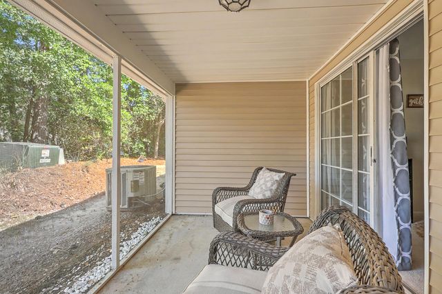 7982 Shadow Oak Drive, North Charleston, SC 29406