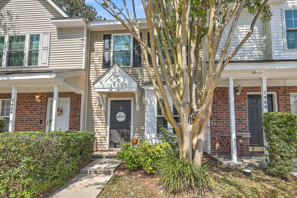 7982 Shadow Oak Drive, North Charleston, SC 29406