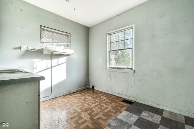 5101 Clarendon Road, Indianapolis, IN 46208