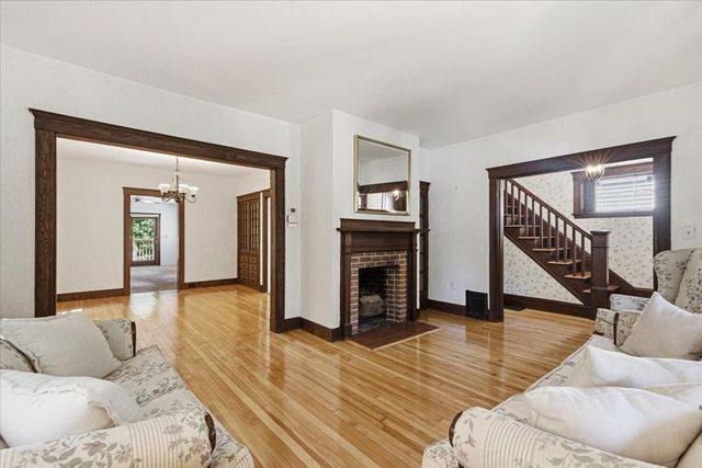 2445 Centre St, Boston, MA 02132