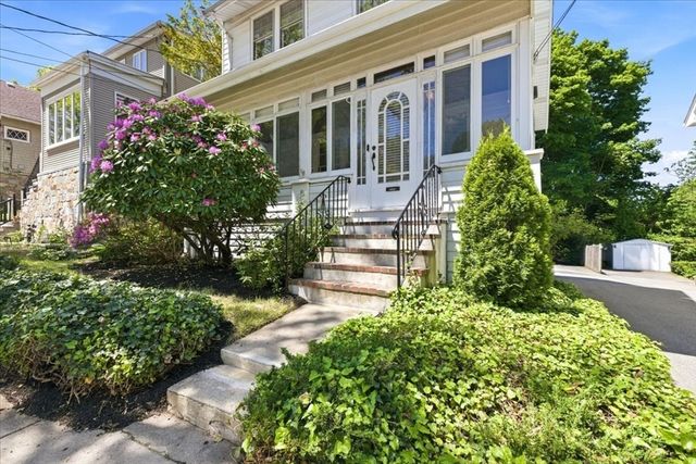 2445 Centre St, Boston, MA 02132
