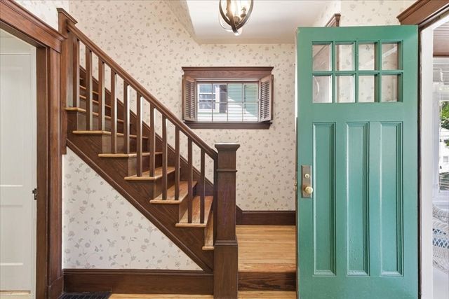 2445 Centre St, Boston, MA 02132