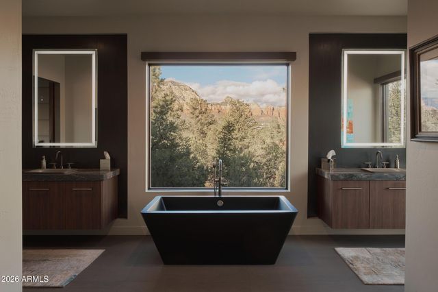 2925 RED HAWK Lane, Sedona, AZ 86336