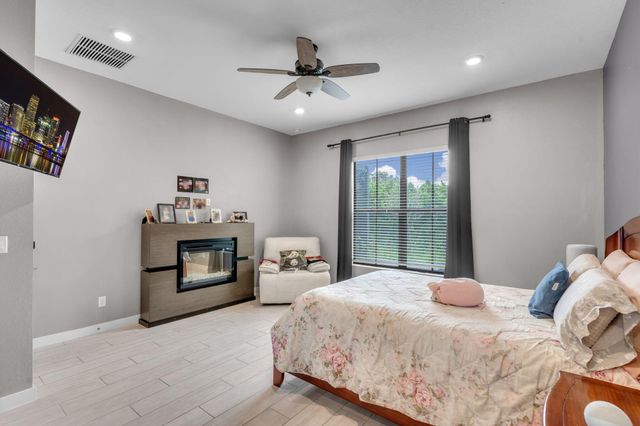 19704 Weathervane Way, Loxahatchee, FL 33470