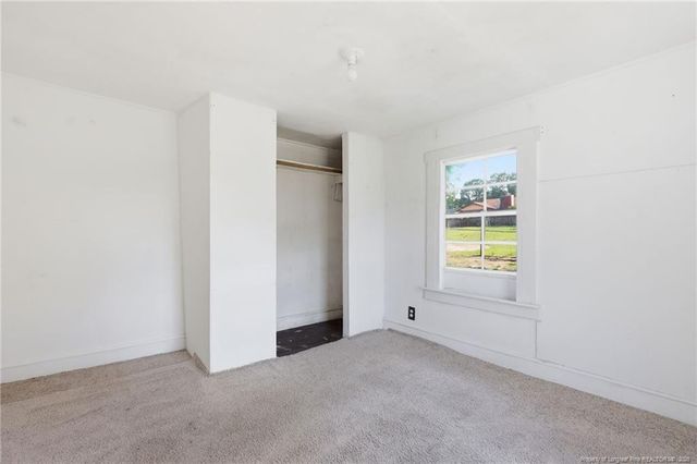 416 Wakefield Drive, Hope Mills, NC 28348