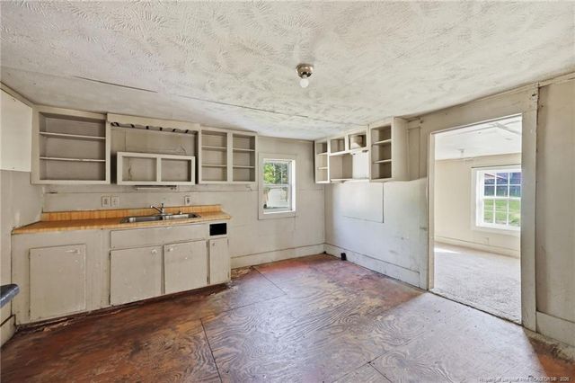 416 Wakefield Drive, Hope Mills, NC 28348