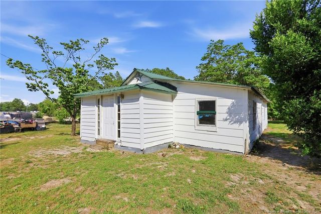 416 Wakefield Drive, Hope Mills, NC 28348