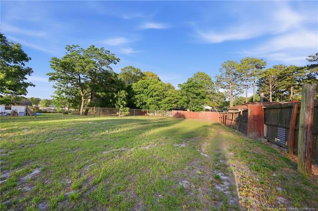 416 Wakefield Drive, Hope Mills, NC 28348