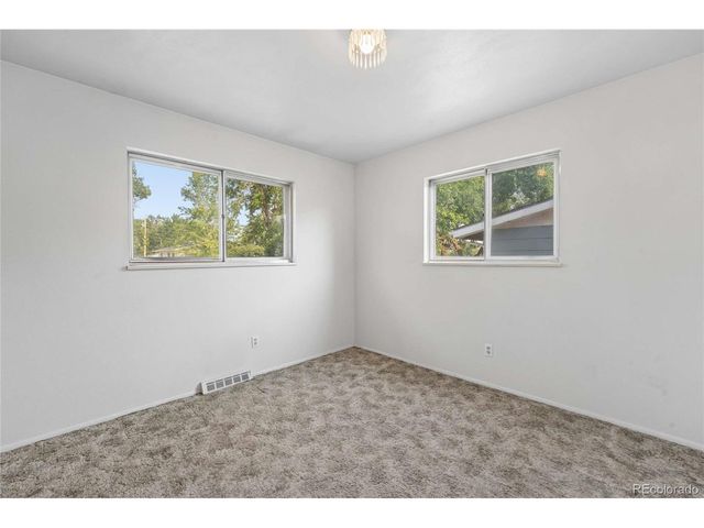 364 Main St, Erie, CO 80516