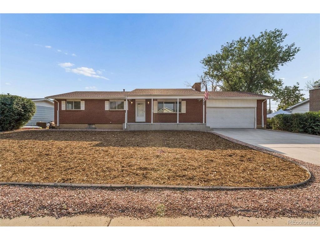 364 Main St, Erie, CO 80516