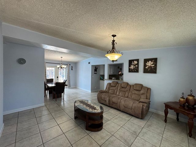 1959 Baythorne Road, West Palm Beach, FL 33415