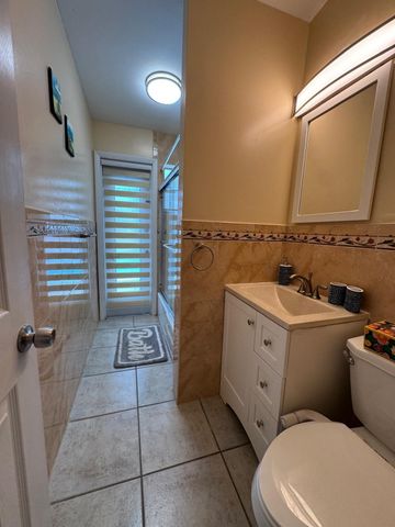 1959 Baythorne Road, West Palm Beach, FL 33415
