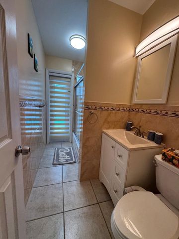 1959 Baythorne Road, West Palm Beach, FL 33415