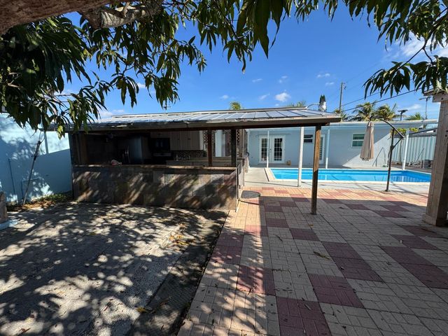 1959 Baythorne Road, West Palm Beach, FL 33415
