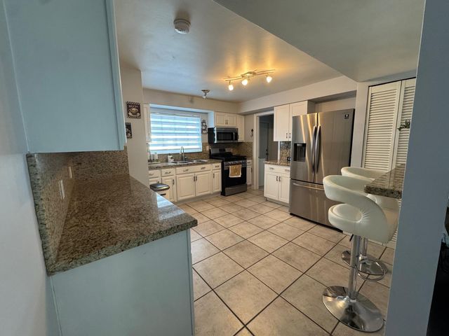 1959 Baythorne Road, West Palm Beach, FL 33415