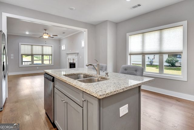 4195 Dorchester Drive SE, Covington, GA 30014