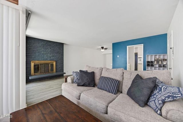 1335 Edgewood Way, Oxnard, CA 93030
