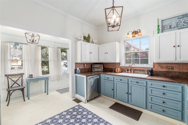 160 SE SAINT JOHNS STREET, Lake City, FL 32025