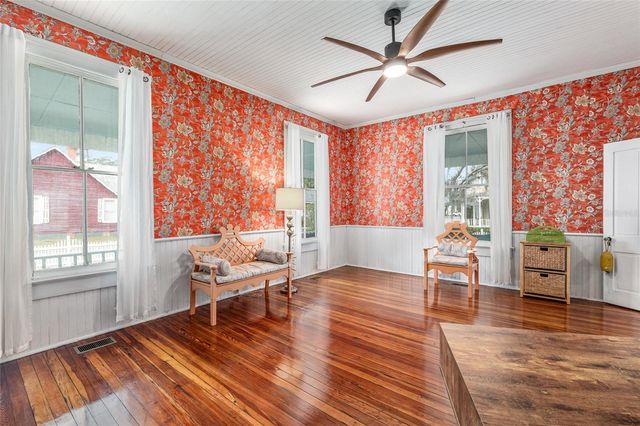 160 SE SAINT JOHNS STREET, Lake City, FL 32025