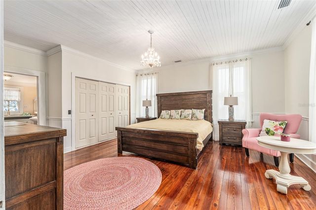 160 SE SAINT JOHNS STREET, Lake City, FL 32025