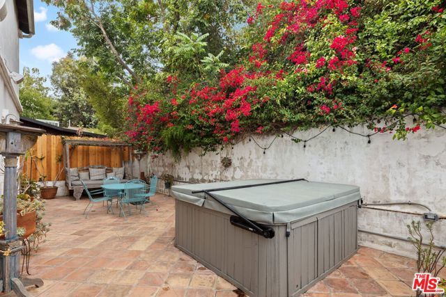 334 Crane Boulevard, Los Angeles, CA 90065