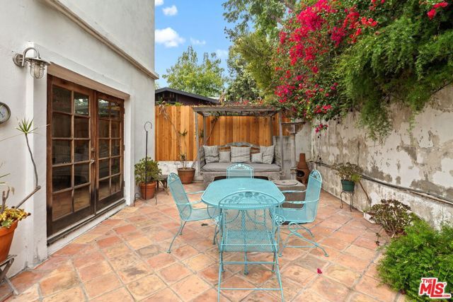 334 Crane Boulevard, Los Angeles, CA 90065
