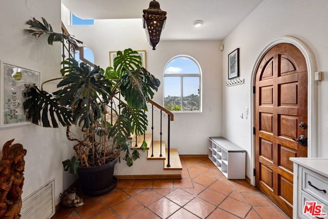 334 Crane Boulevard, Los Angeles, CA 90065