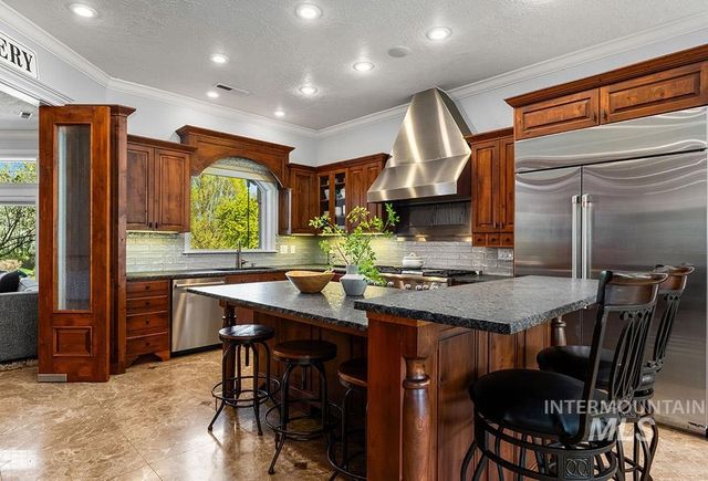 7061 N Penncross Way, Meridian, ID 83646