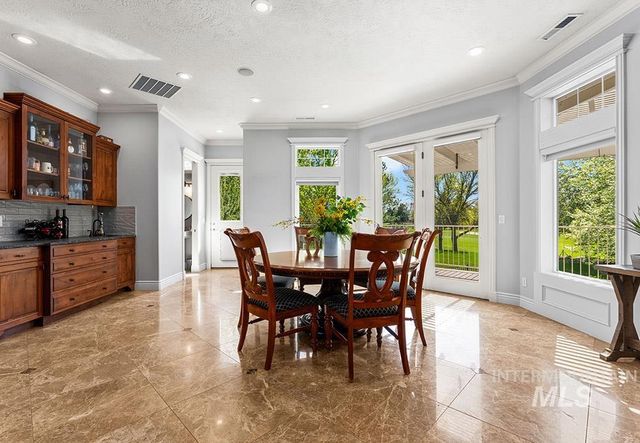 7061 N Penncross Way, Meridian, ID 83646