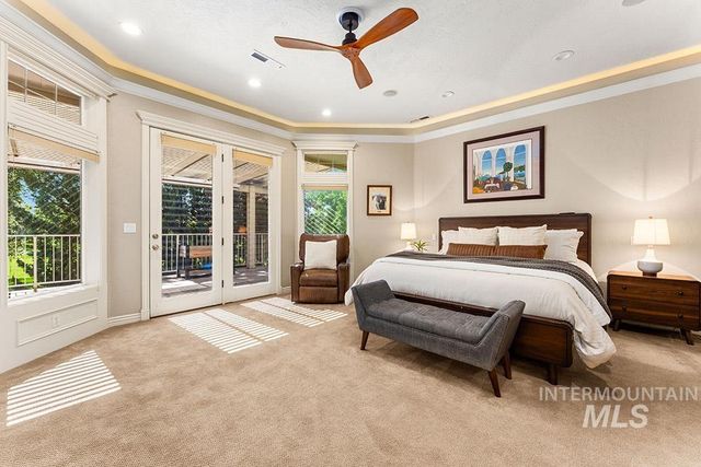 7061 N Penncross Way, Meridian, ID 83646