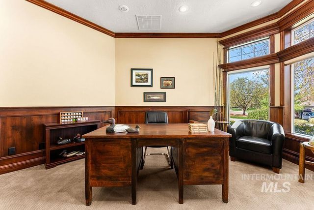 7061 N Penncross Way, Meridian, ID 83646