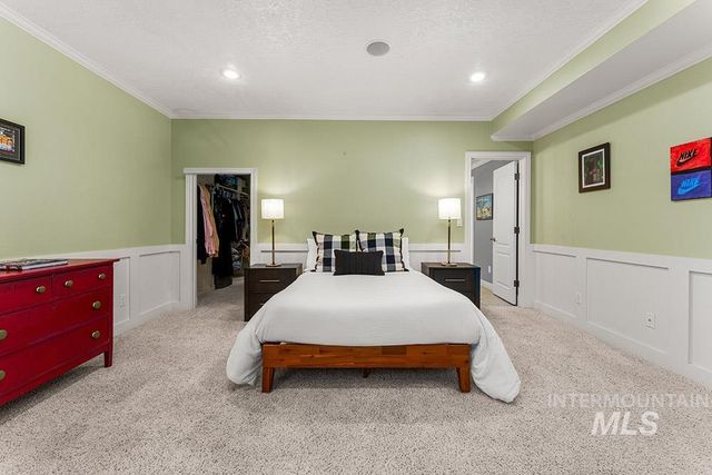 7061 N Penncross Way, Meridian, ID 83646