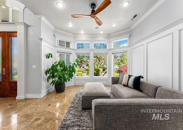 7061 N Penncross Way, Meridian, ID 83646