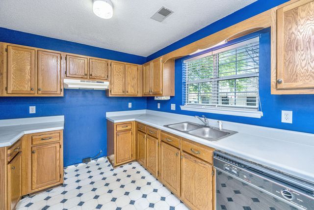 209 Woodland Lakes Road, Goose Creek, SC 29445